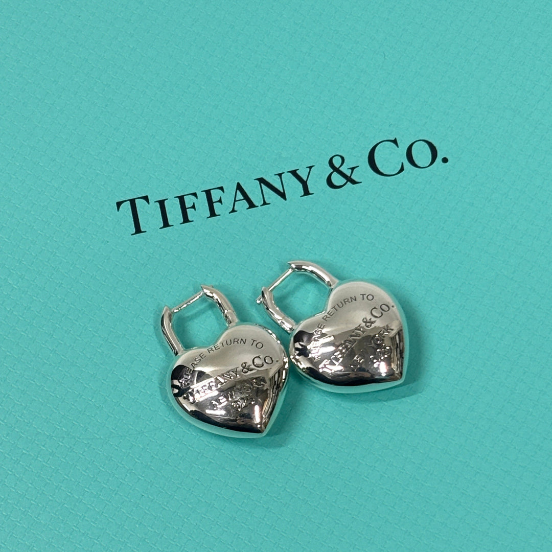 リターン トゥ ティファニー フルハート ピアス　Tiffany